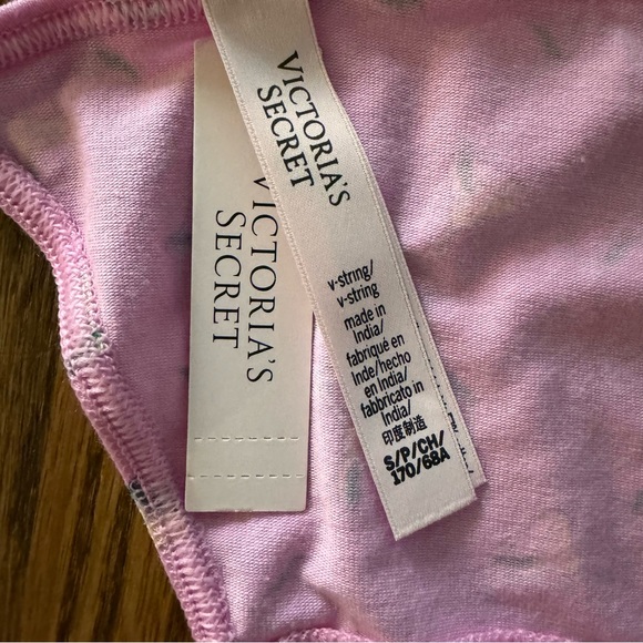 Final Sale! Victoria’s Secret string thong cotton panty - Picture 3 of 3